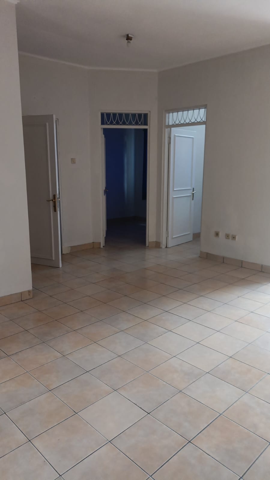 Rumah Disewakan Di Taman Napoli Lippo Cikarang